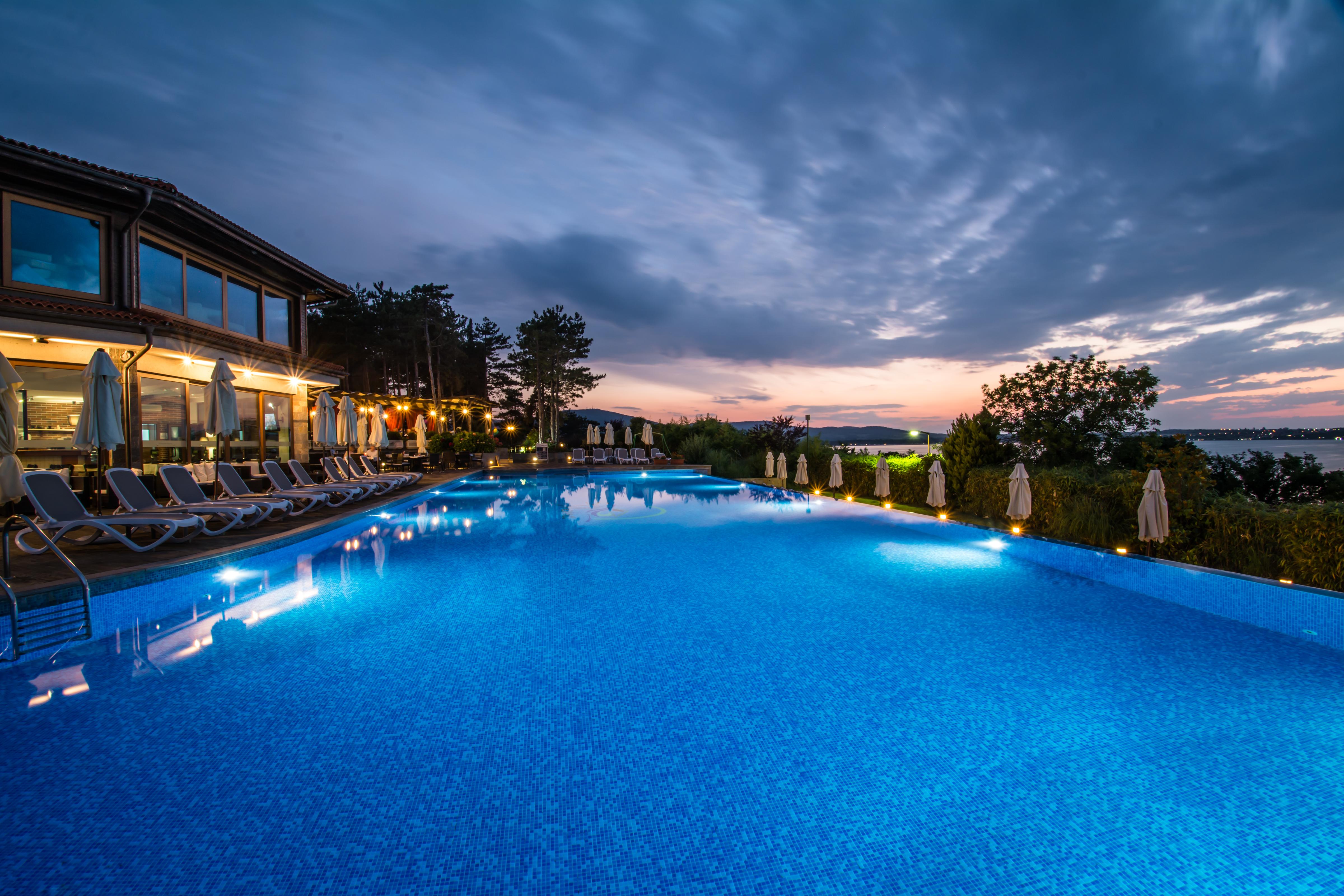 Santa Marina Village