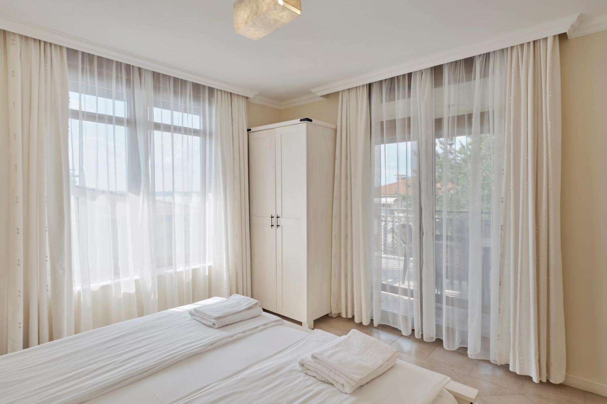 Santa Marina Village Sosopol