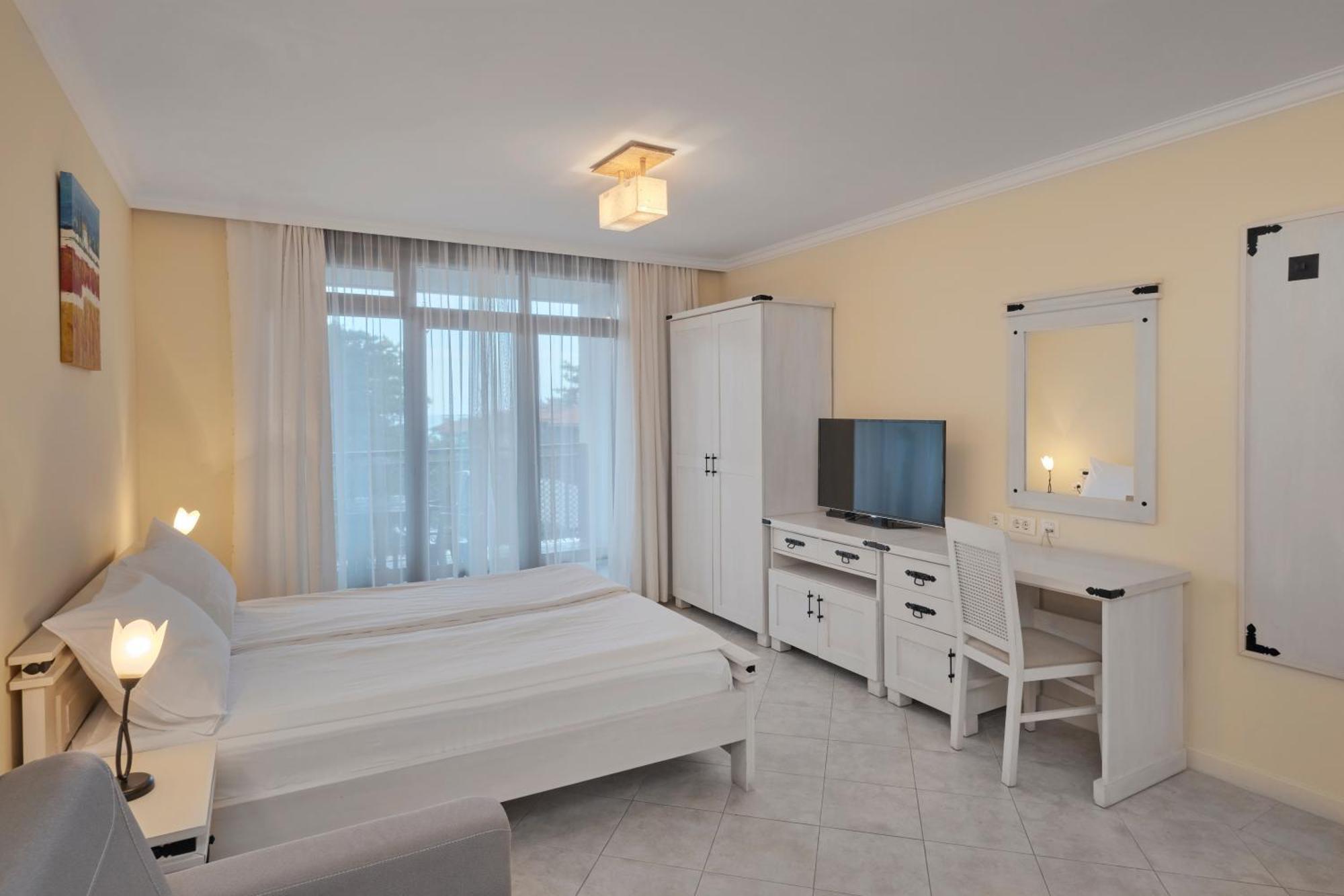 Resort Santa Marina Village