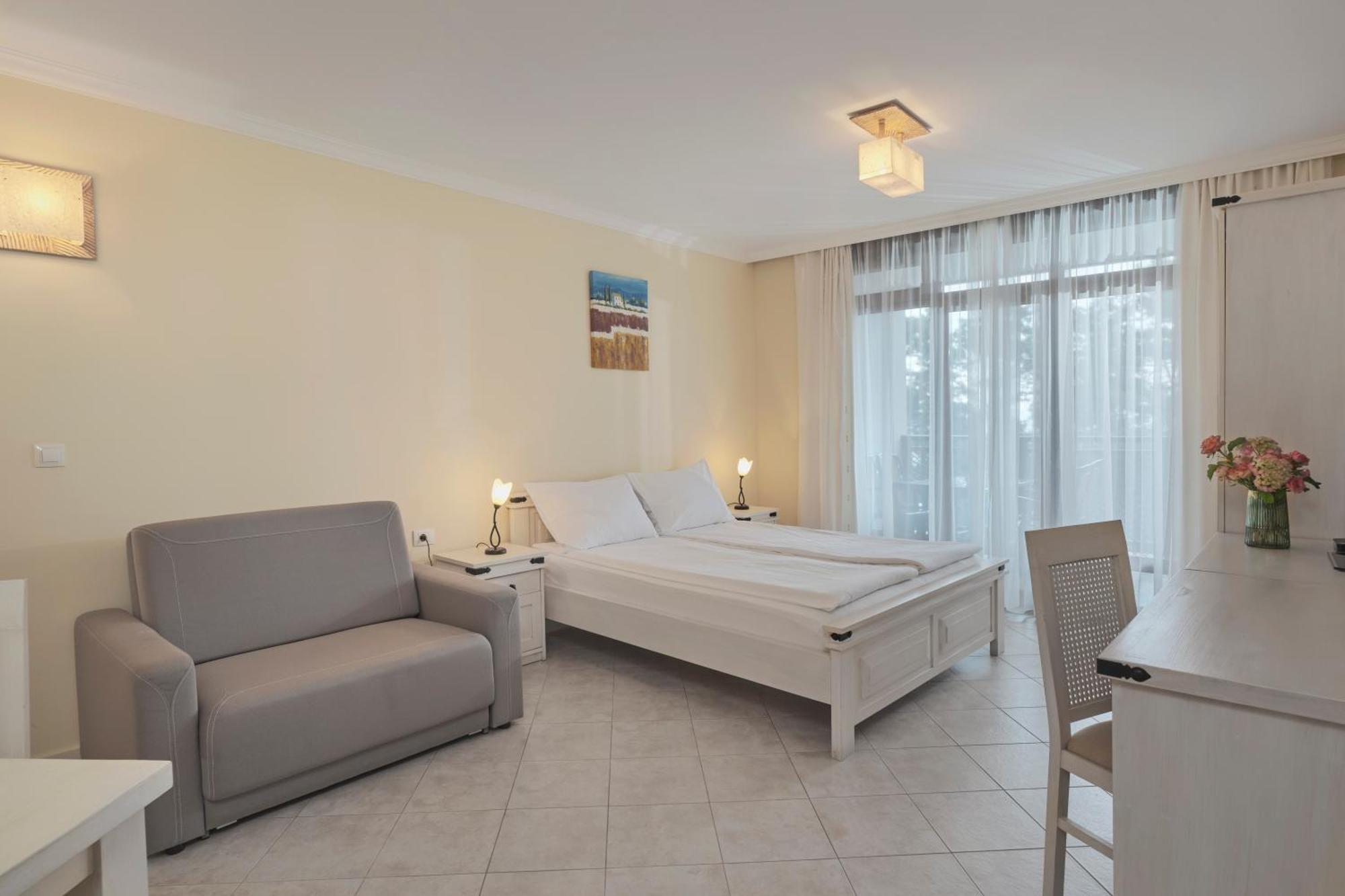 Santa Marina Village Sosopol