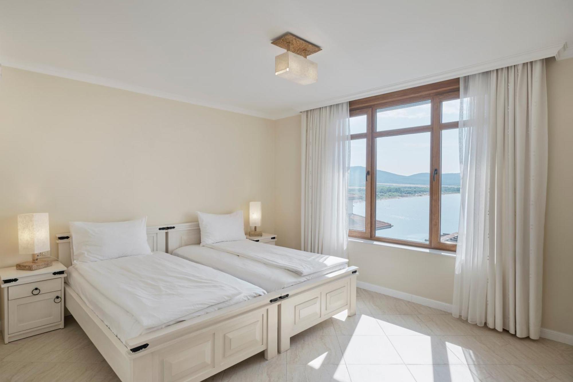 Santa Marina Village Θέρετρο